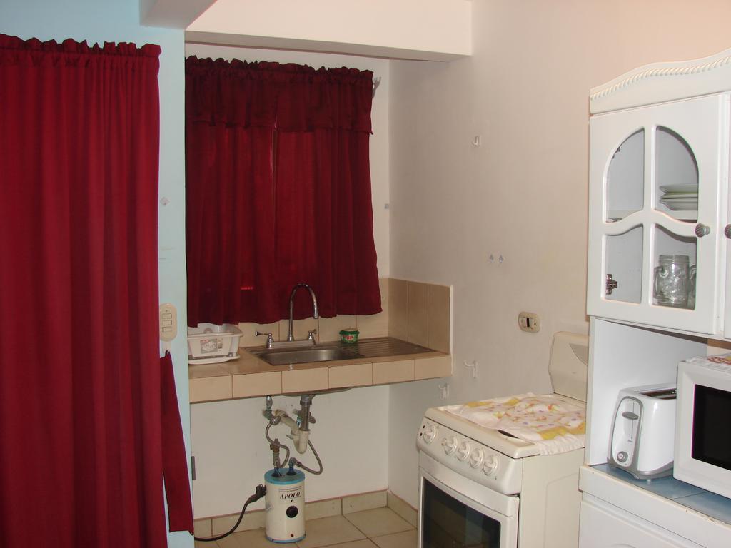 Playas del Coco Villa Riviera 2 Bedroom Townhouse חדר תמונה