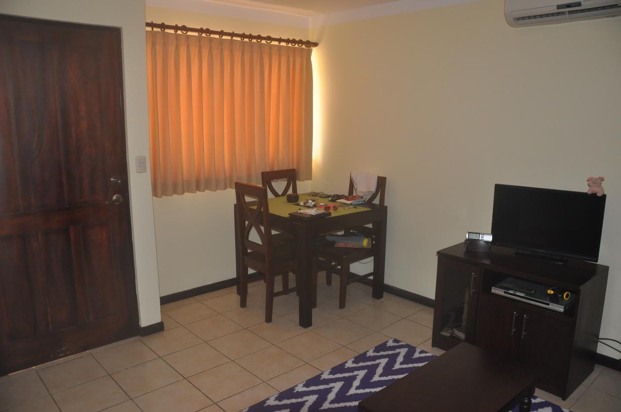 Playas del Coco Villa Riviera 2 Bedroom Townhouse חדר תמונה