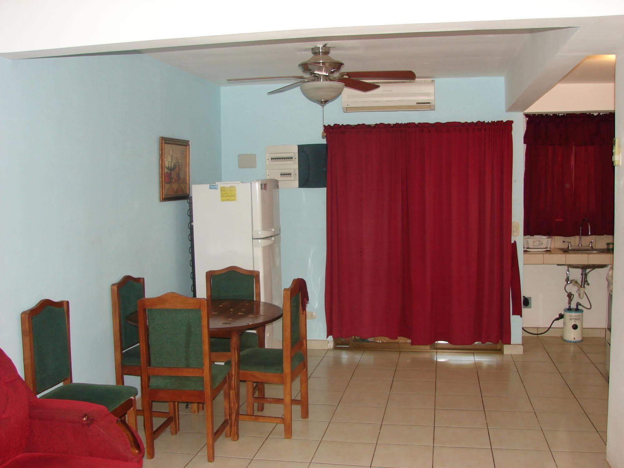 Playas del Coco Villa Riviera 2 Bedroom Townhouse מראה חיצוני תמונה