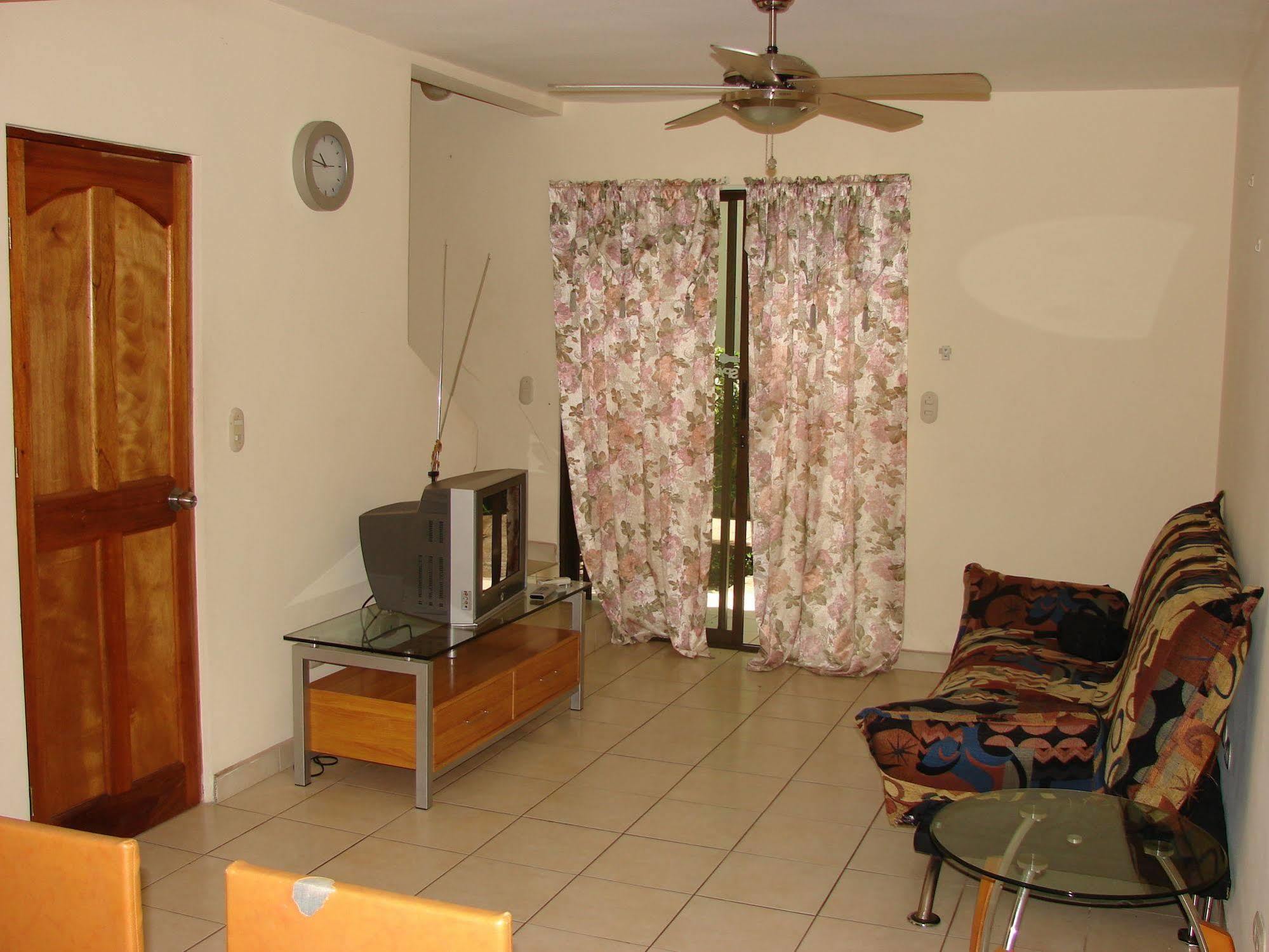 Playas del Coco Villa Riviera 2 Bedroom Townhouse מראה חיצוני תמונה